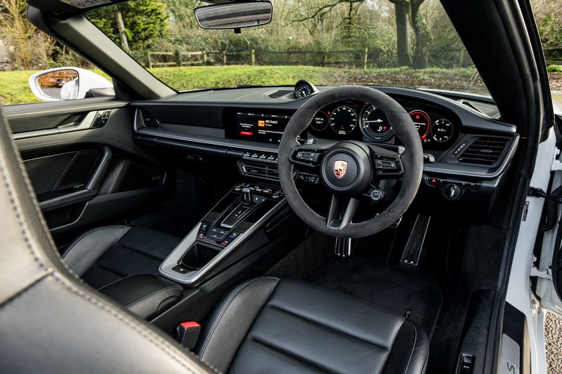 Porsche 911 (992) Carrera S Convertible PDK