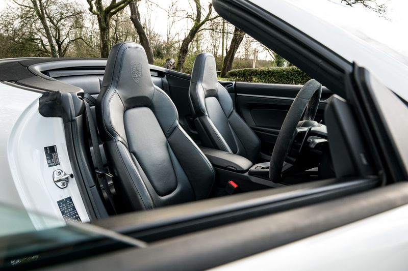 Porsche 911 (992) Carrera S Convertible PDK