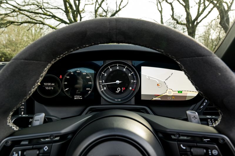 Porsche 911 (992) Carrera S Convertible PDK