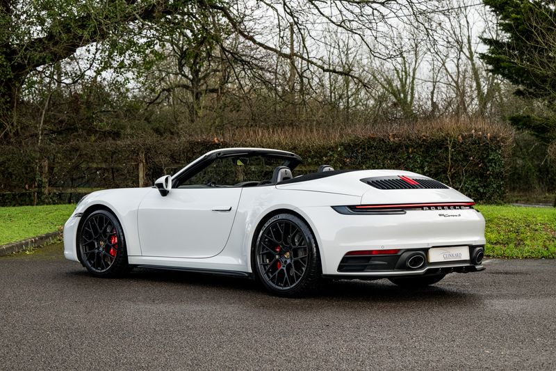Porsche 911 (992) Carrera S Convertible PDK