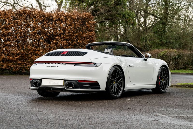 Porsche 911 (992) Carrera S Convertible PDK