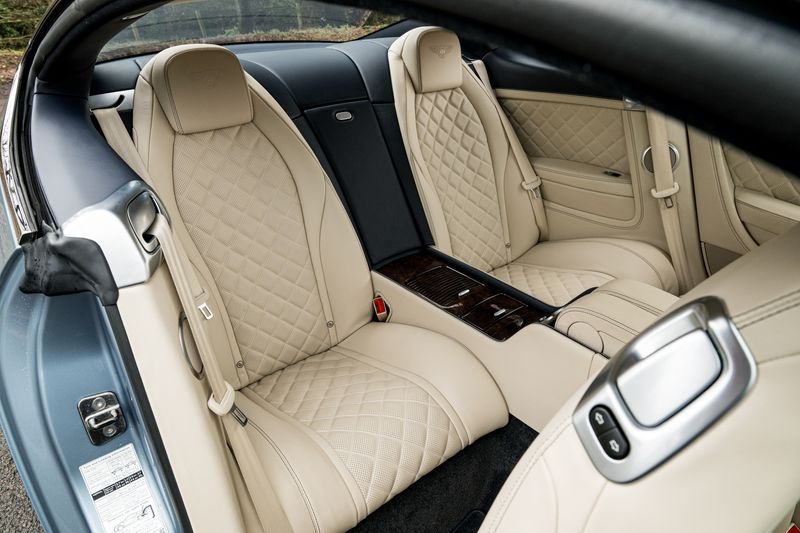 Bentley Continental 6.0 W12 GT Speed Coupe Auto 4WD