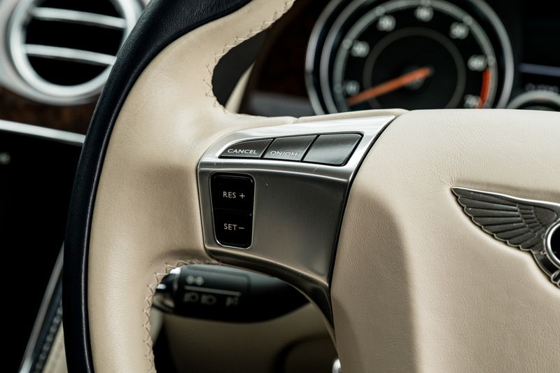 Bentley Continental 6.0 W12 GT Speed Coupe Auto 4WD