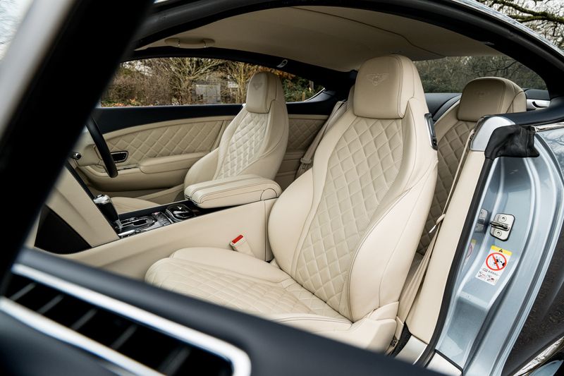 Bentley Continental 6.0 W12 GT Speed Coupe Auto 4WD