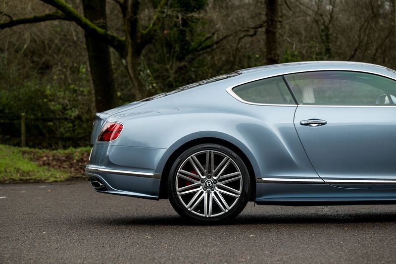 Bentley Continental 6.0 W12 GT Speed Coupe Auto 4WD