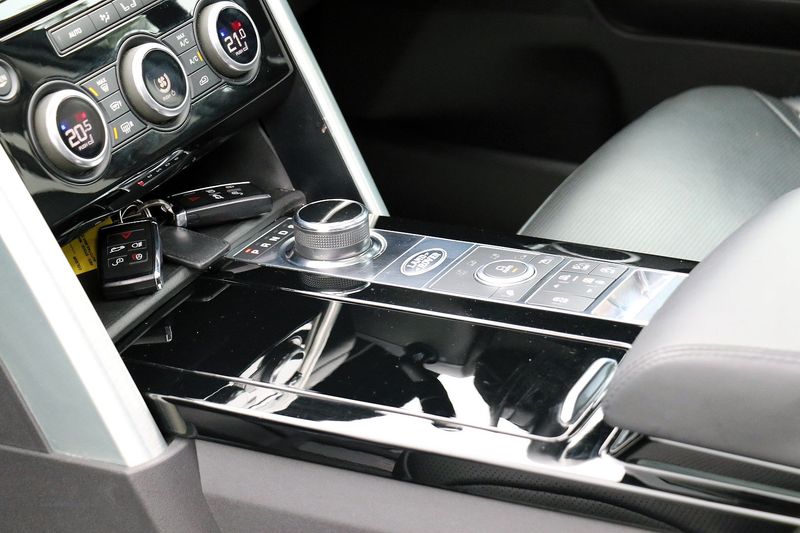 Landrover Discovery 3.0 TD6 Luxury HSE