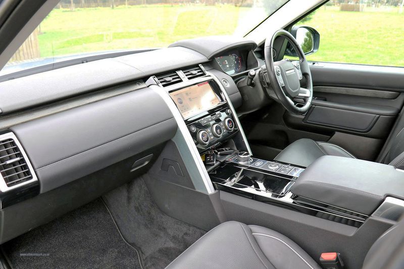 Landrover Discovery 3.0 TD6 Luxury HSE