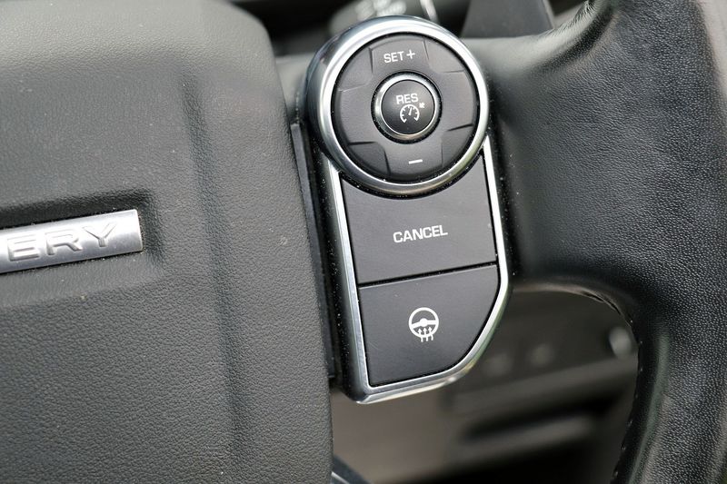 Landrover Discovery 3.0 TD6 Luxury HSE