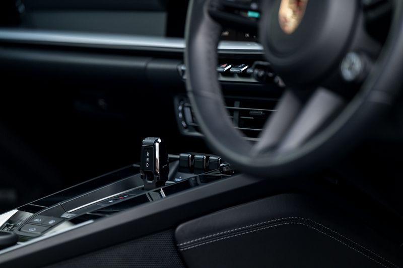 Porsche 911 (992) Carrera T PDK Coupe