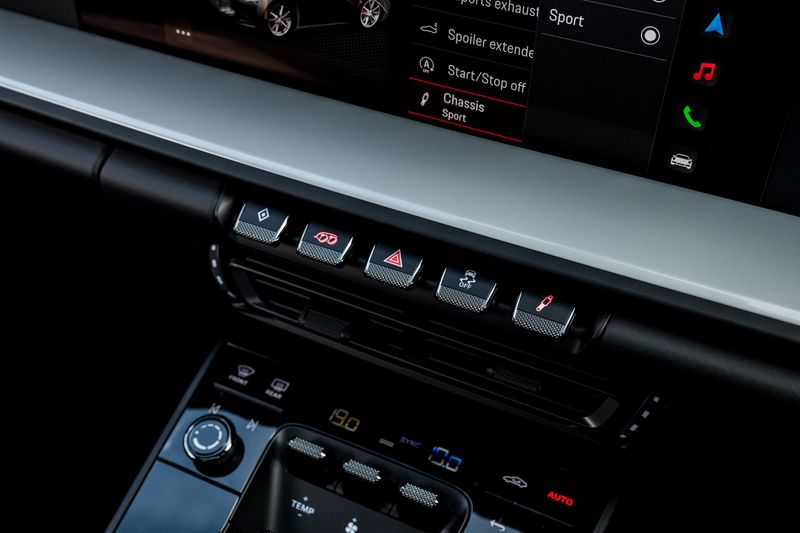 Porsche 911 (992) Carrera T PDK Coupe