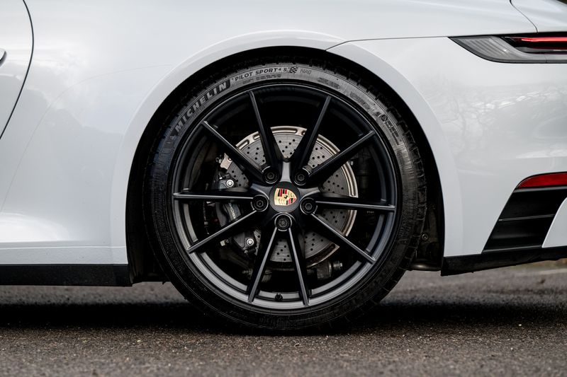 Porsche 911 (992) Carrera T PDK Coupe