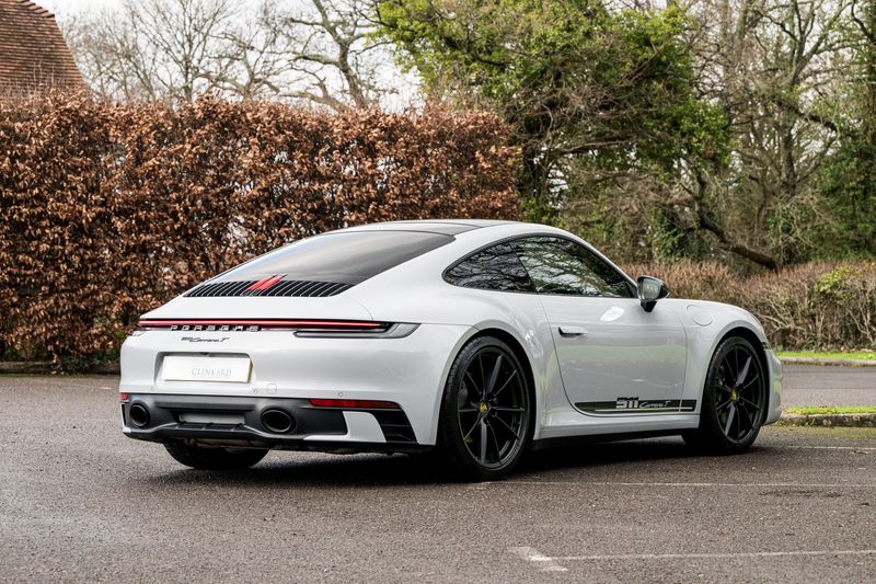 Porsche 911 (992) Carrera T PDK Coupe