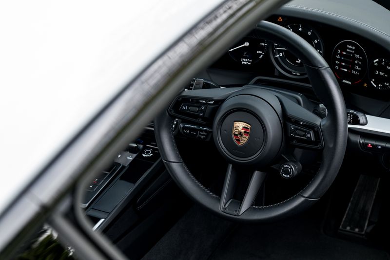 Porsche 911 (992) Carrera T PDK Coupe