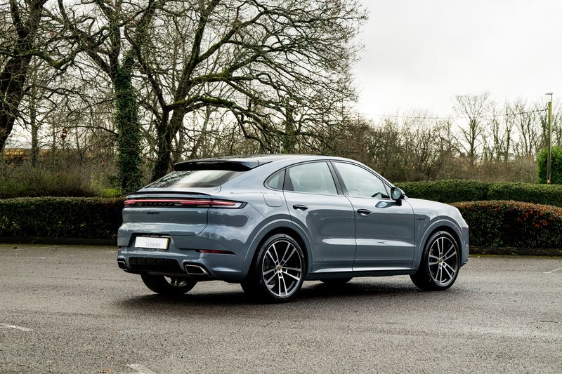Porsche Cayenne 3.0 V6 E-Hybrid 25.9kWh Coupe Plug-in Hybrid (MY24)