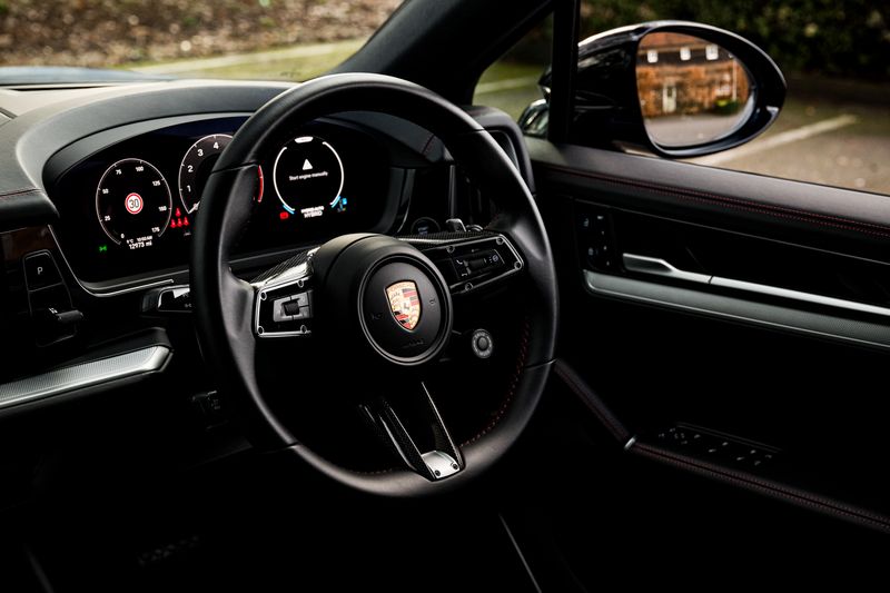 Porsche Cayenne 3.0 V6 E-Hybrid 25.9kWh Coupe Plug-in Hybrid (MY24)