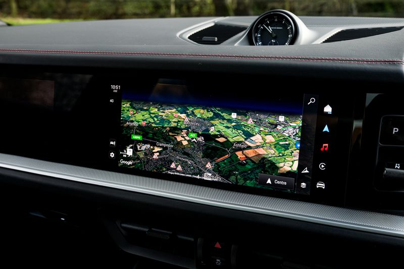 Porsche Cayenne 3.0 V6 E-Hybrid 25.9kWh Coupe Plug-in Hybrid (MY24)