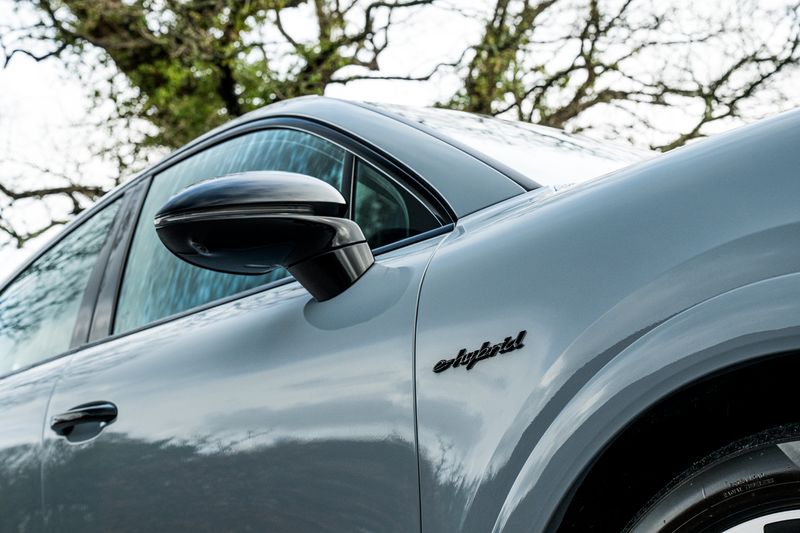 Porsche Cayenne 3.0 V6 E-Hybrid 25.9kWh Coupe Plug-in Hybrid (MY24)