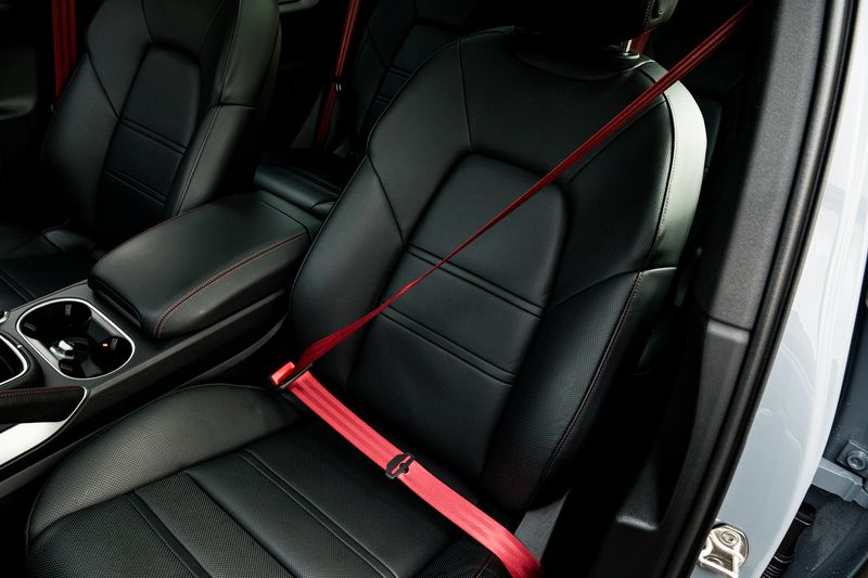 Porsche Cayenne 3.0 V6 E-Hybrid 25.9kWh Coupe Plug-in Hybrid (MY24)