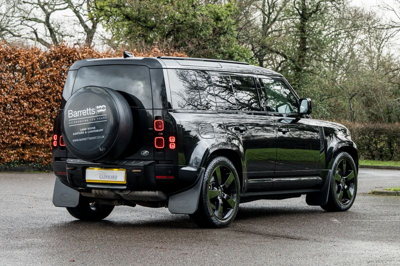 Land Rover Defender 110 D300 MHEV X-Dynamic HSE (7 Seats)