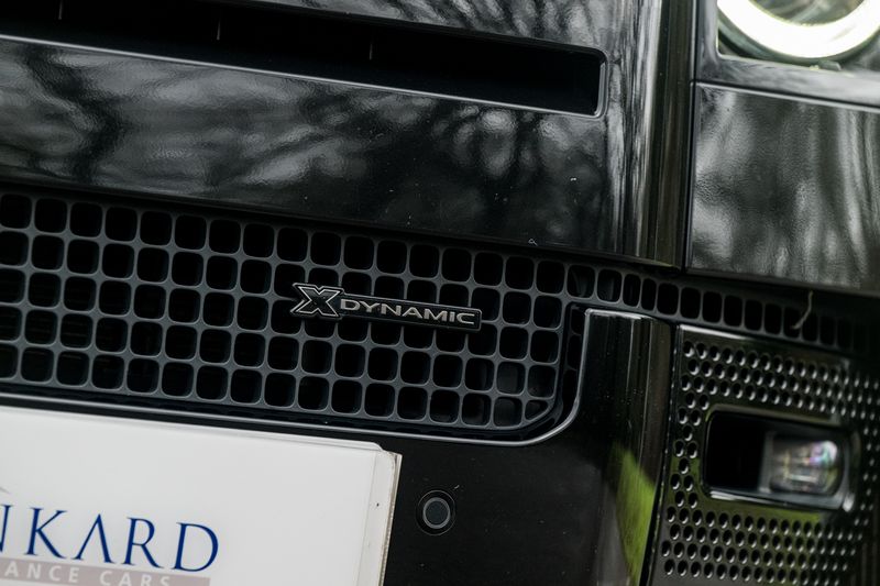 Land Rover Defender 110 D300 MHEV X-Dynamic HSE (7 Seats)