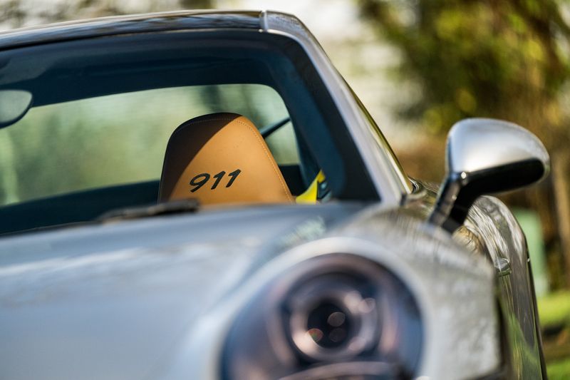 Porsche 911 (991) 3.8 Carrera S Coupe PDK (PCCB)