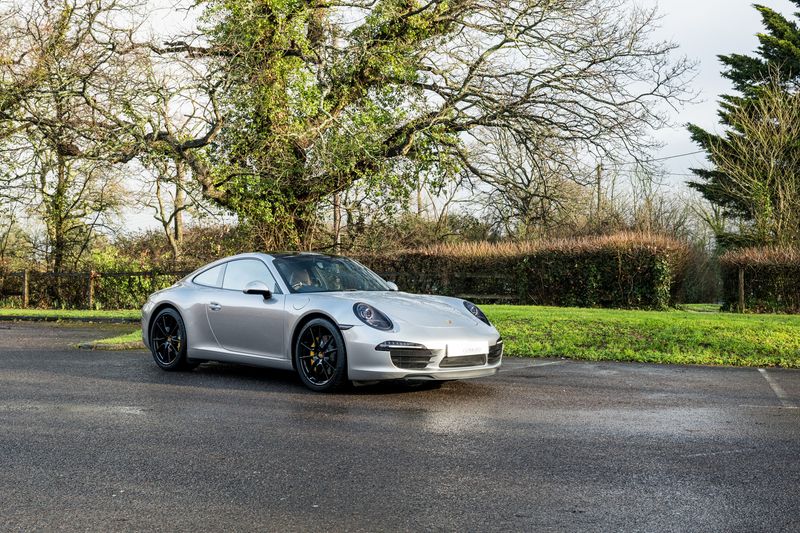 Porsche 911 (991) 3.8 Carrera S Coupe PDK (PCCB)