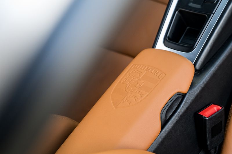 Porsche 911 (991) 3.8 Carrera S Coupe PDK (PCCB)