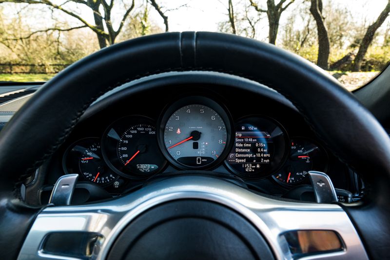 Porsche 911 (991) 3.8 Targa 4S PDK 4WD