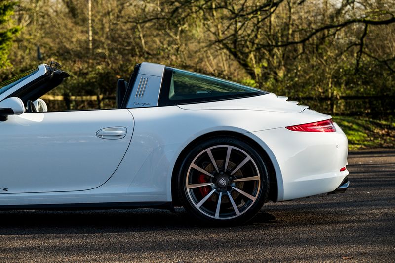 Porsche 911 (991) 3.8 Targa 4S PDK 4WD