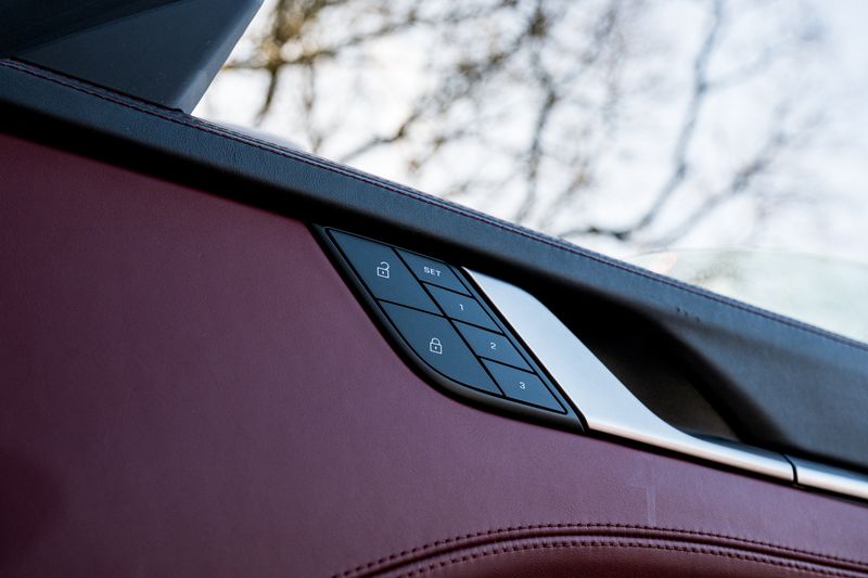 Porsche 911 (992) 3.0T Carrera Convertible PDK