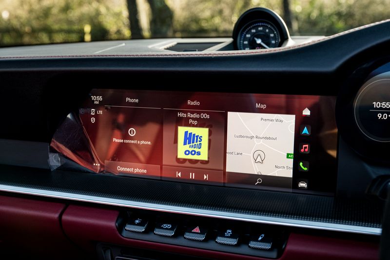 Porsche 911 (992) 3.0T Carrera Convertible PDK