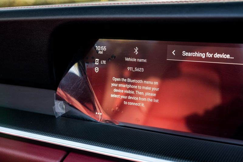 Porsche 911 (992) 3.0T Carrera Convertible PDK