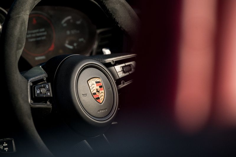 Porsche 911 (992) 3.0T Carrera Convertible PDK