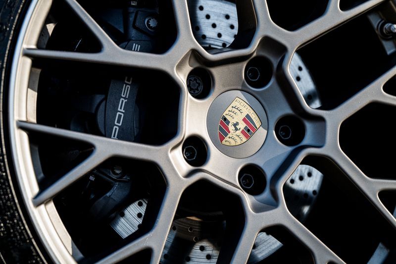 Porsche 911 (992) 3.0T Carrera Convertible PDK