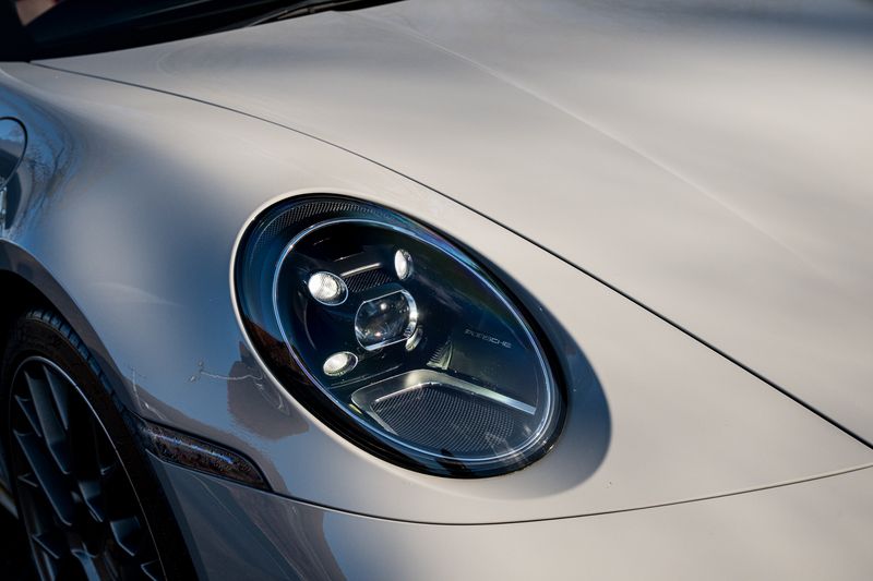 Porsche 911 (992) 3.0T Carrera Convertible PDK