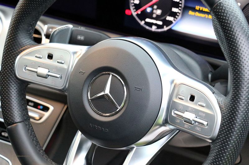 Mercedes E63 AMG V8 Biturbo