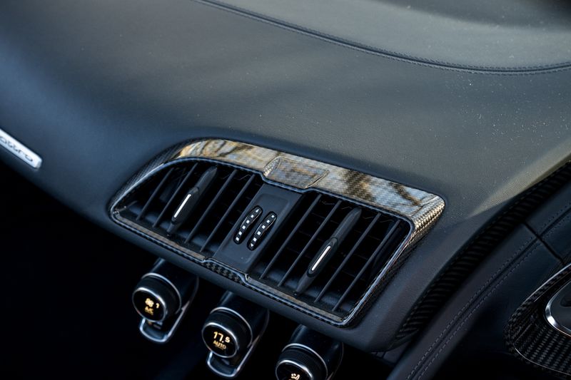 Audi R8 5.2 FSI V10 Spyder S Tronic Quattro