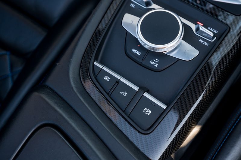 Audi R8 5.2 FSI V10 Spyder S Tronic Quattro