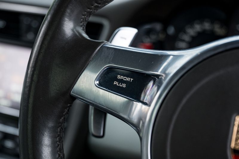 Porsche 911 (991) Carrera Coupe 3.4 PDK