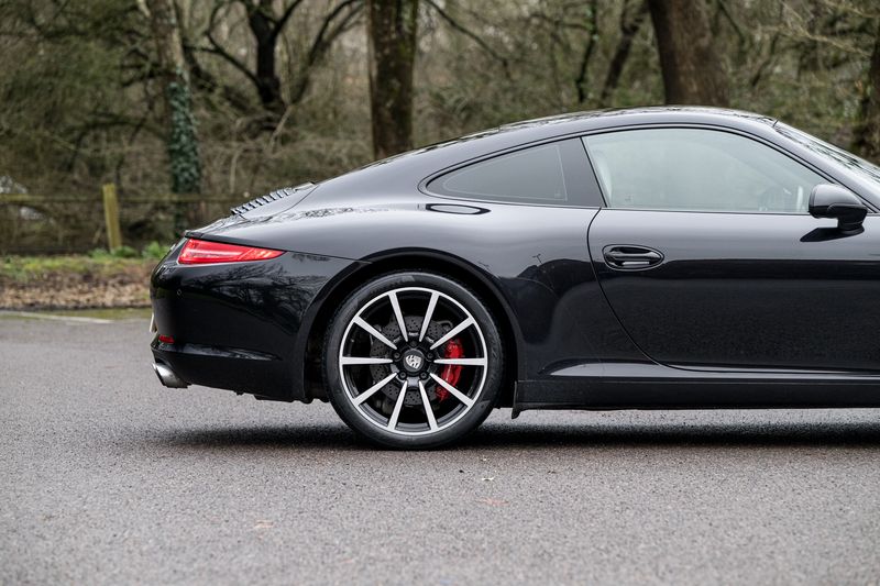 Porsche 911 (991) Carrera Coupe 3.4 PDK