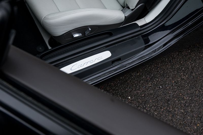 Porsche 911 (991) Carrera Coupe 3.4 PDK