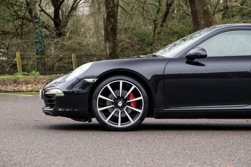 Porsche 911 (991) Carrera Coupe 3.4 PDK