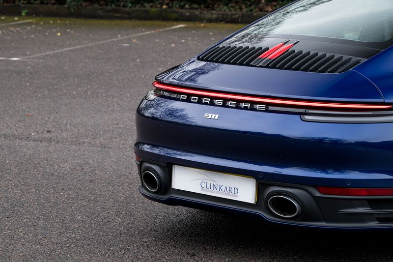 Porsche 911 (992)  Carrera PDK