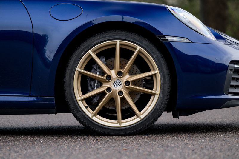 Porsche 911 (992)  Carrera PDK