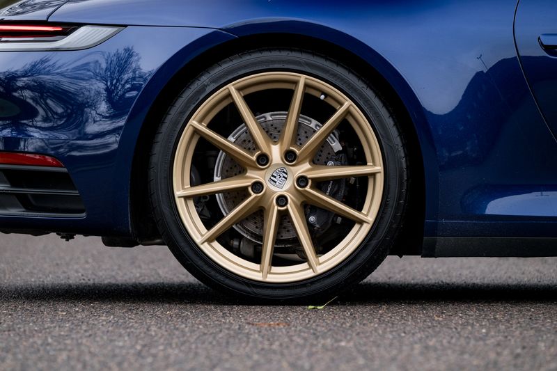 Porsche 911 (992)  Carrera PDK