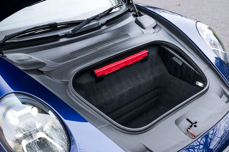 Porsche 911 (992)  Carrera PDK