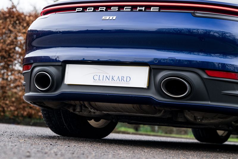 Porsche 911 (992)  Carrera PDK