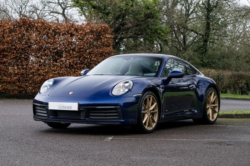 Porsche 911 (992)  Carrera PDK