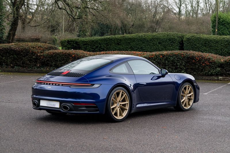 Porsche 911 (992)  Carrera PDK