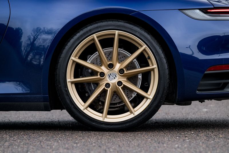 Porsche 911 (992)  Carrera PDK